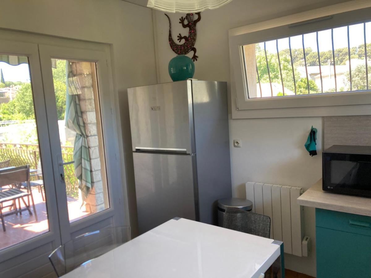 Haut De Villa Avec Terrasse Privative Jardin Et Parking Tout Pres Des Plages Toulon Luaran gambar