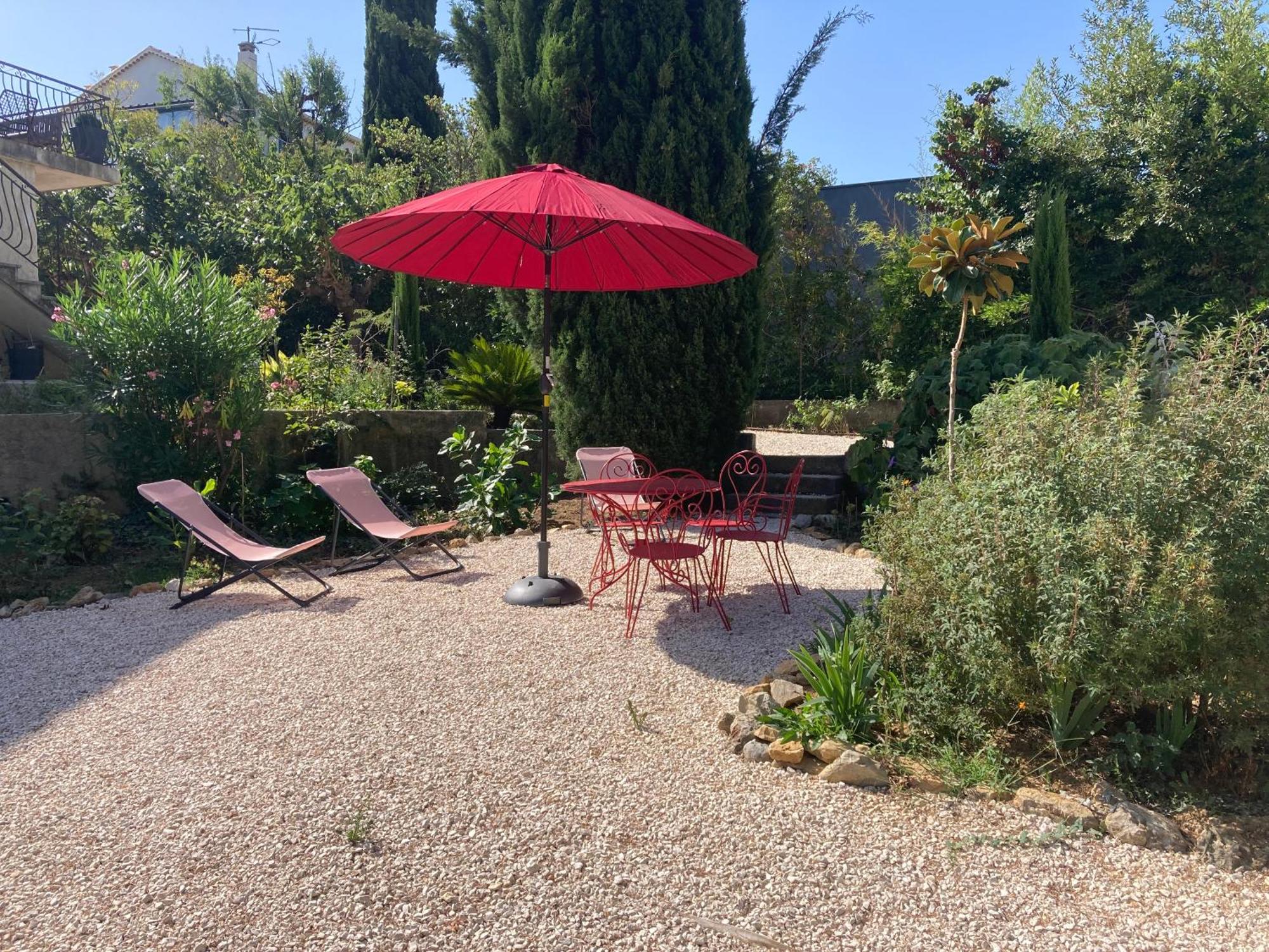 Haut De Villa Avec Terrasse Privative Jardin Et Parking Tout Pres Des Plages Toulon Luaran gambar